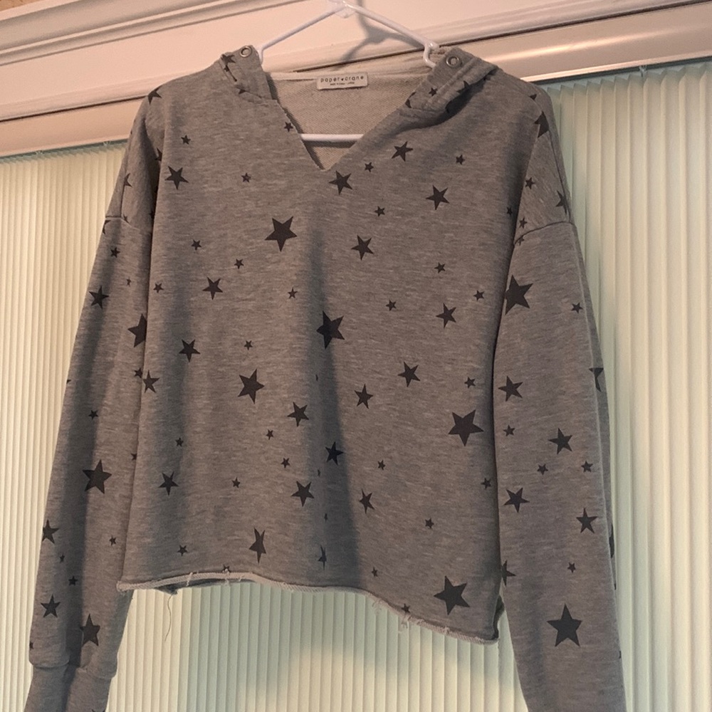 Gray star cropped hoodie